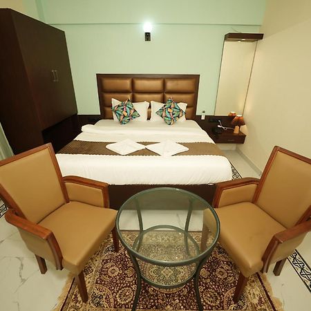 Saikiran Hotel 마푸사 외부 사진